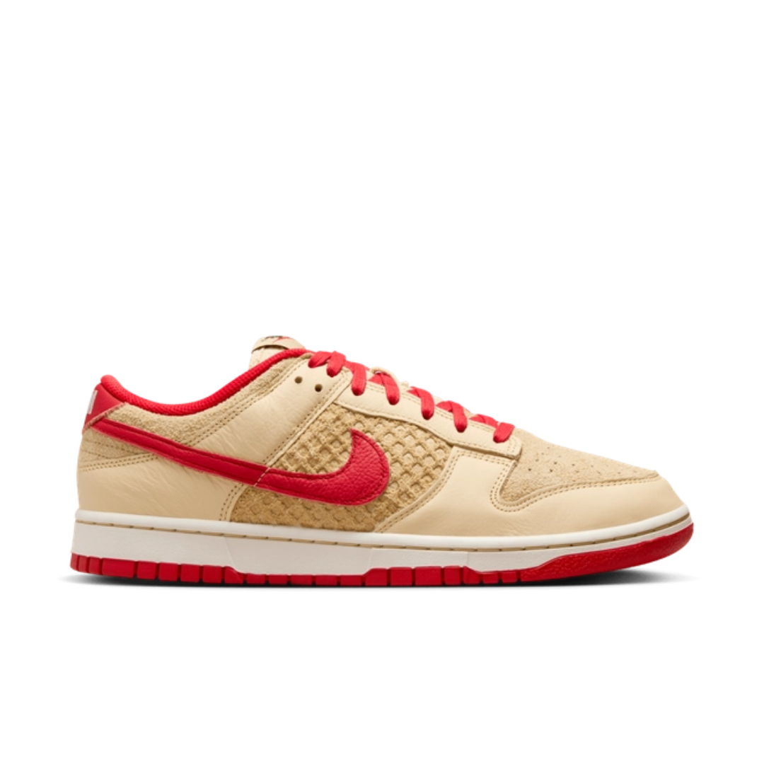 Nike Dunk Low ‘Strawberry Waffle’ HJ9100-294