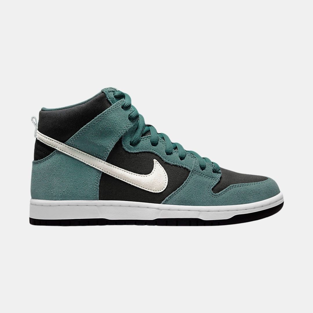 Nike SB Dunk High “Green Suede” DQ3757-300