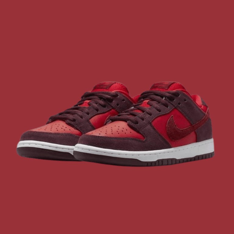 Nike SB Dunk Low "Cherry"