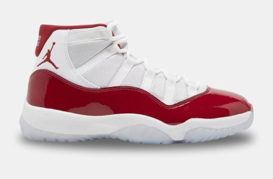 Air Jordan 11 "Cherry"
