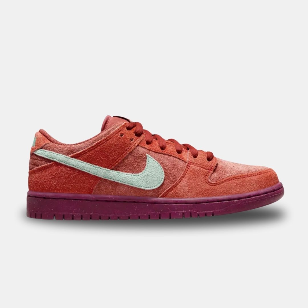 Nike SB Dunk Low Mystic Red DV5429-601
