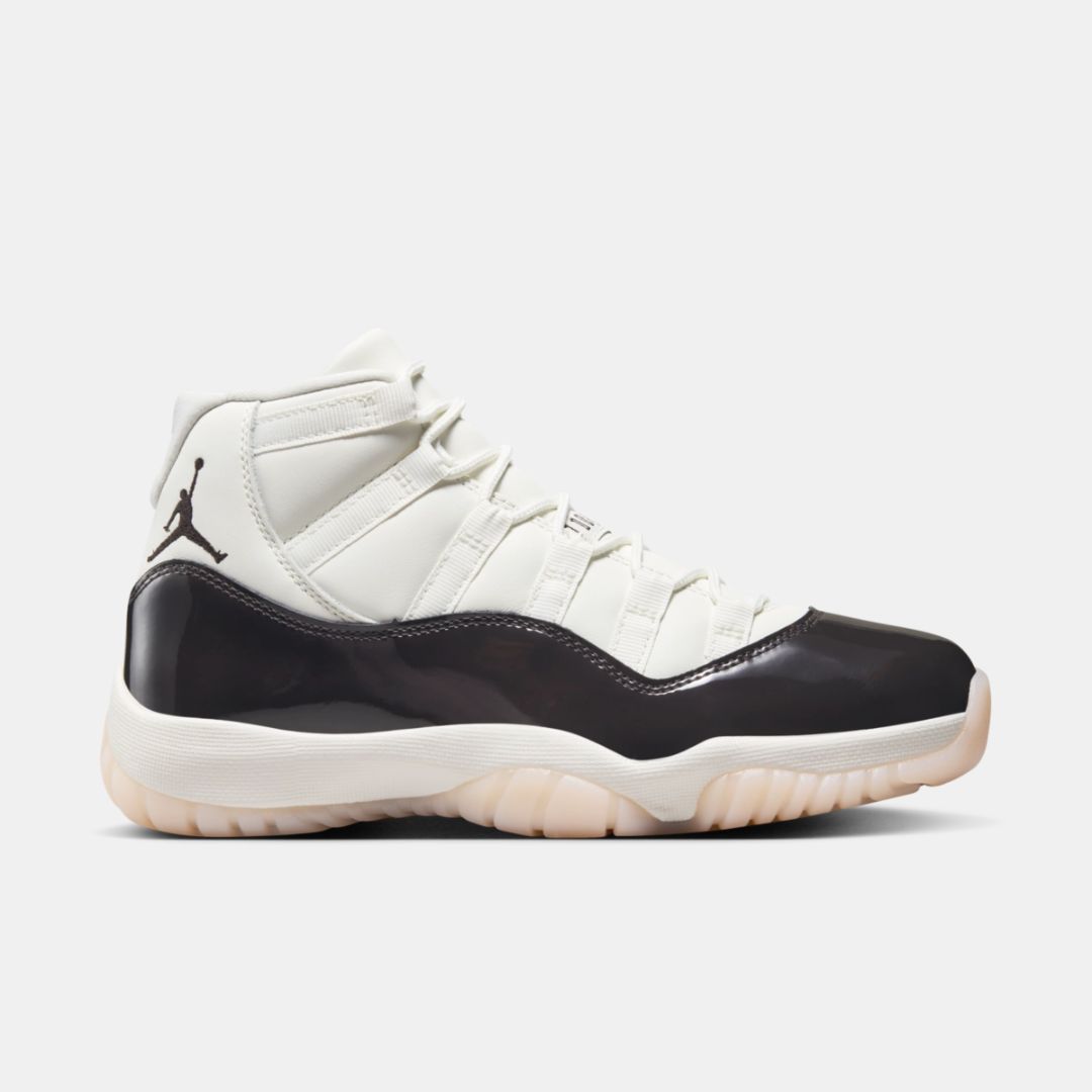 Air Jordan 11 Retro “Neapolitan” AR0715-101