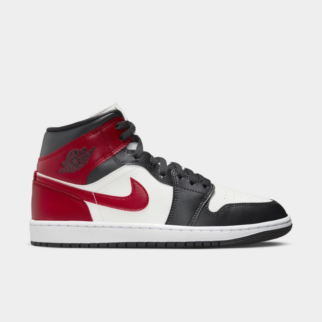 Air Jordan 1 Mid WMNS ‘Black Toe’ BQ6472-160