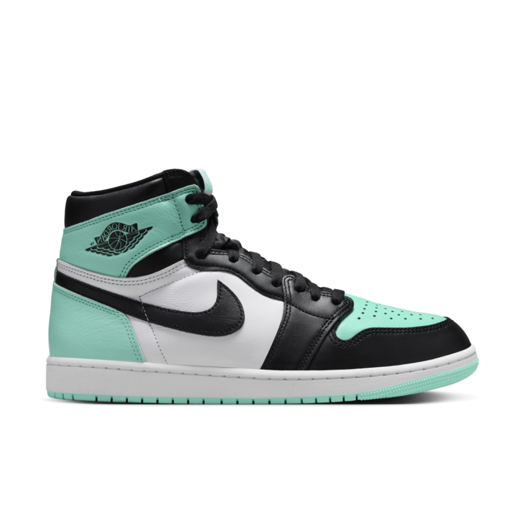 Air Jordan 1 High ‘Green Glow’ DZ5485-130