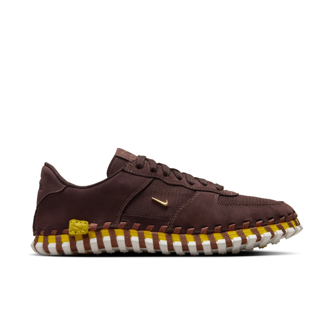Jacquemus x Nike J Force 1 ‘Earth’ DR0424-200
