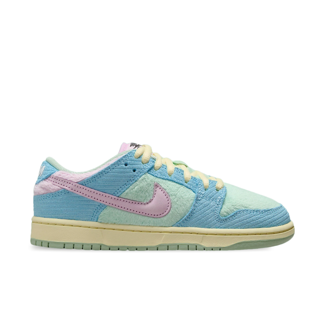VERDY × Nike SB Dunk Low ‘Visty’ FN6040-400