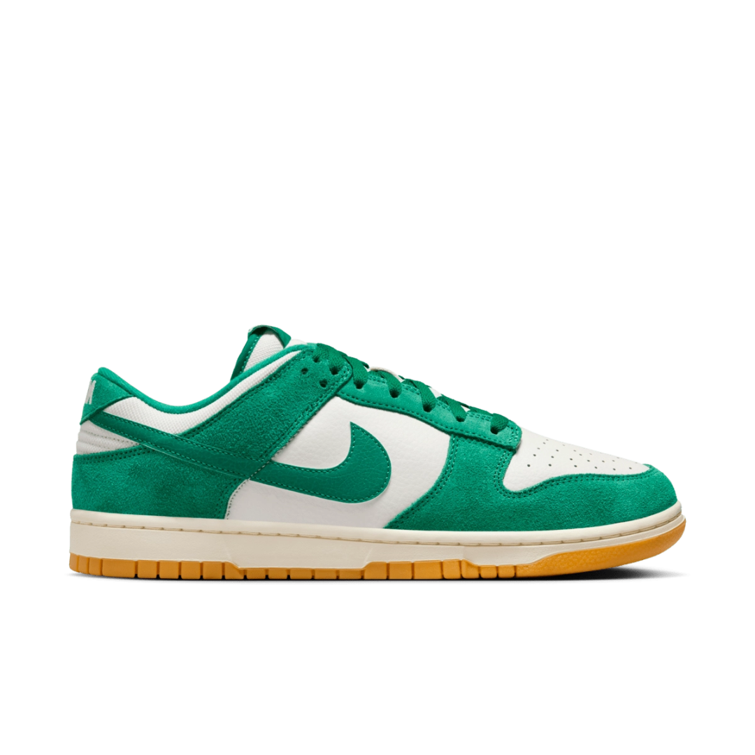 Nike Dunk Low SE ‘Malachite Gum’ HQ1519-030