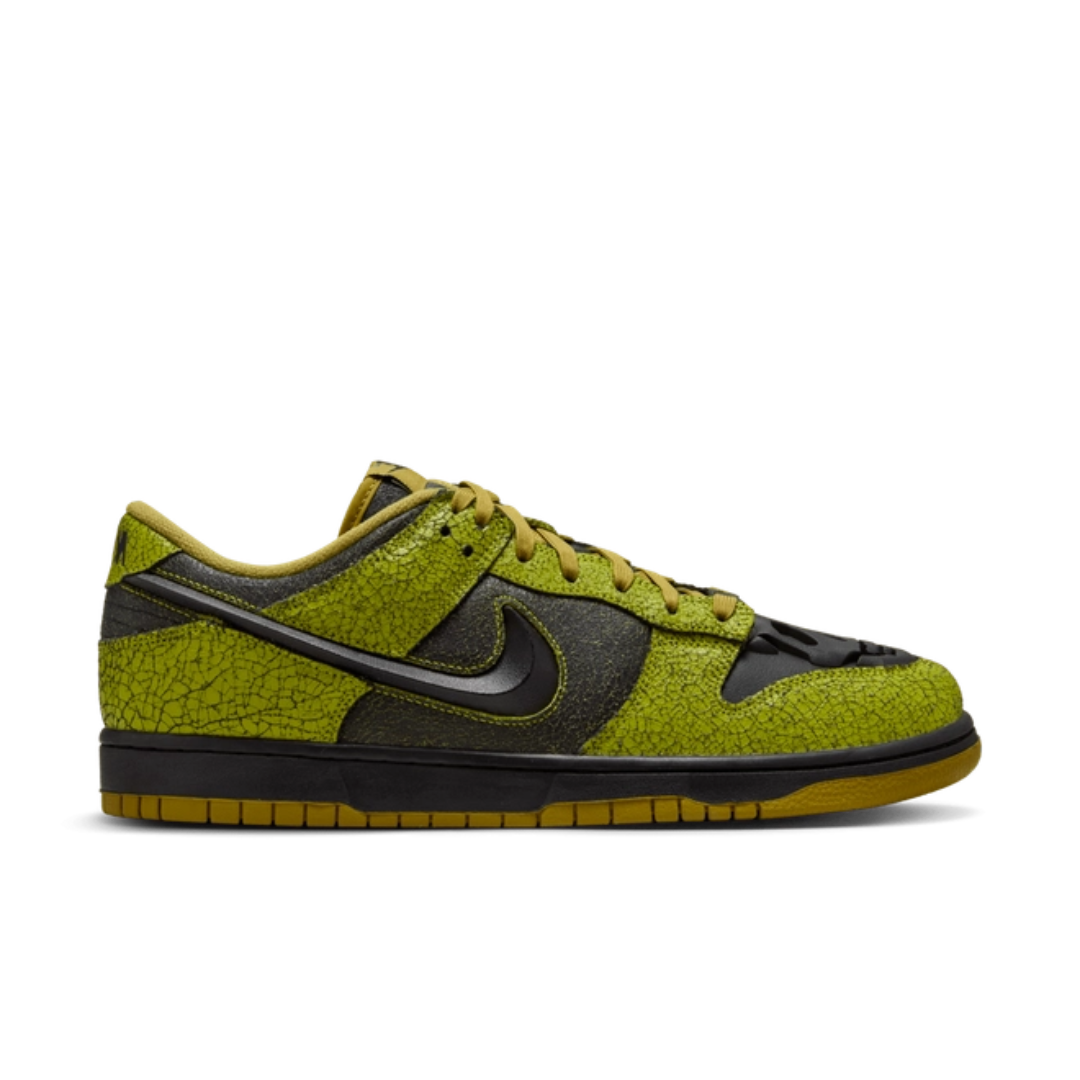 Nike Dunk Low QS ‘Halloween Skull’ HV6103-300