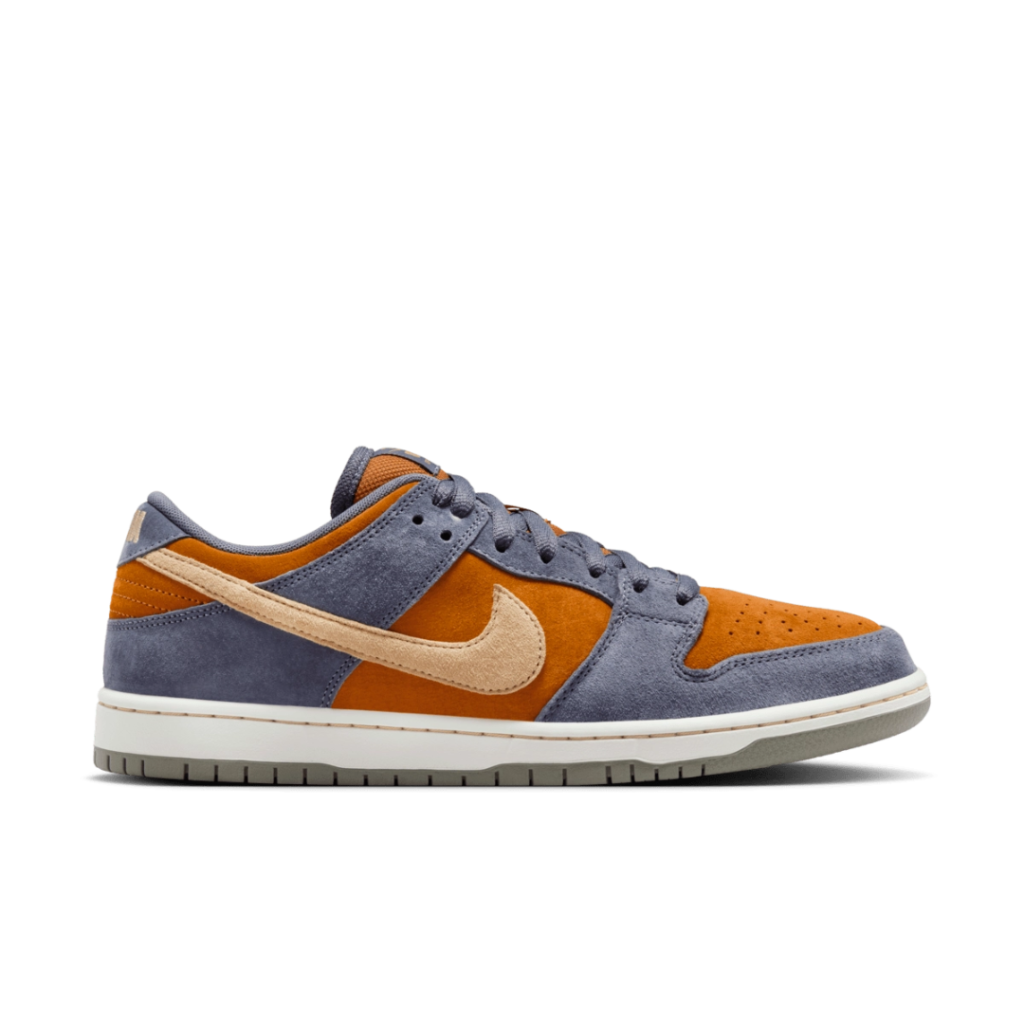 Nike SB Dunk Low Pro ‘Light Carbon’ HF3063-002