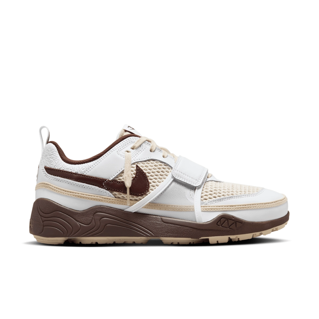 Travis Scott x Nike Zoom Field Jaxx ‘Light Chocolate’ HQ3073-100