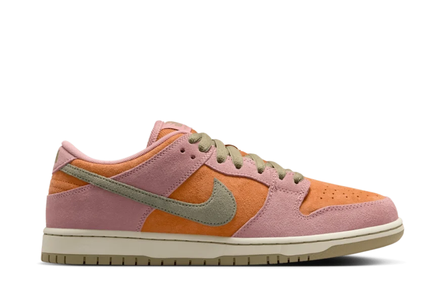 Nike SB Dunk Low Pro 'Red Stardust'