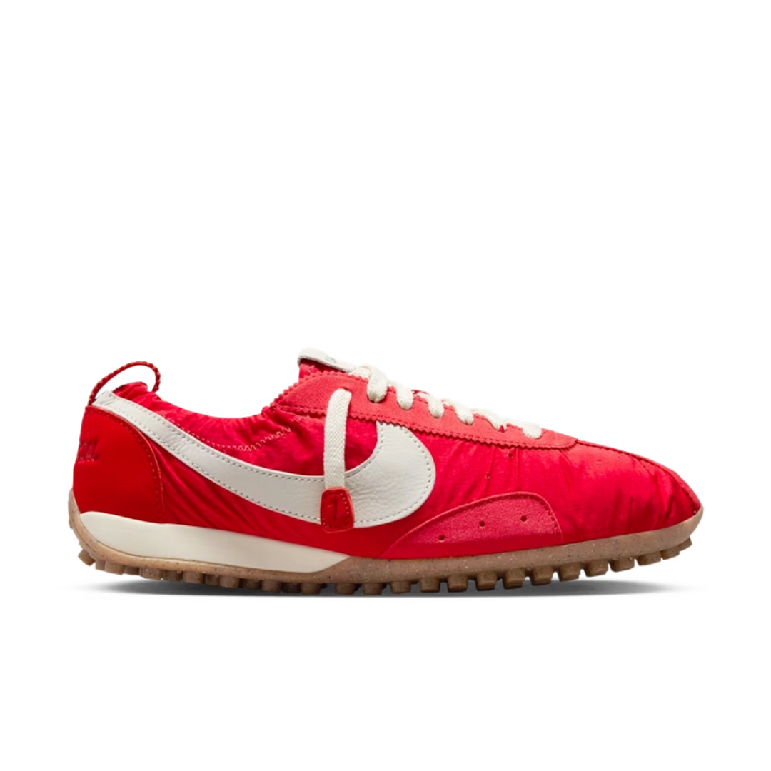 Jacquemus x Nike Moon Shoe ‘University Red’ HV8547-600
