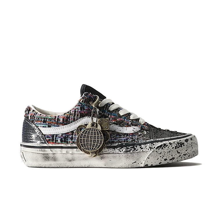 Vans Premium Old Skool 'Black & Grey' - Charms Pack