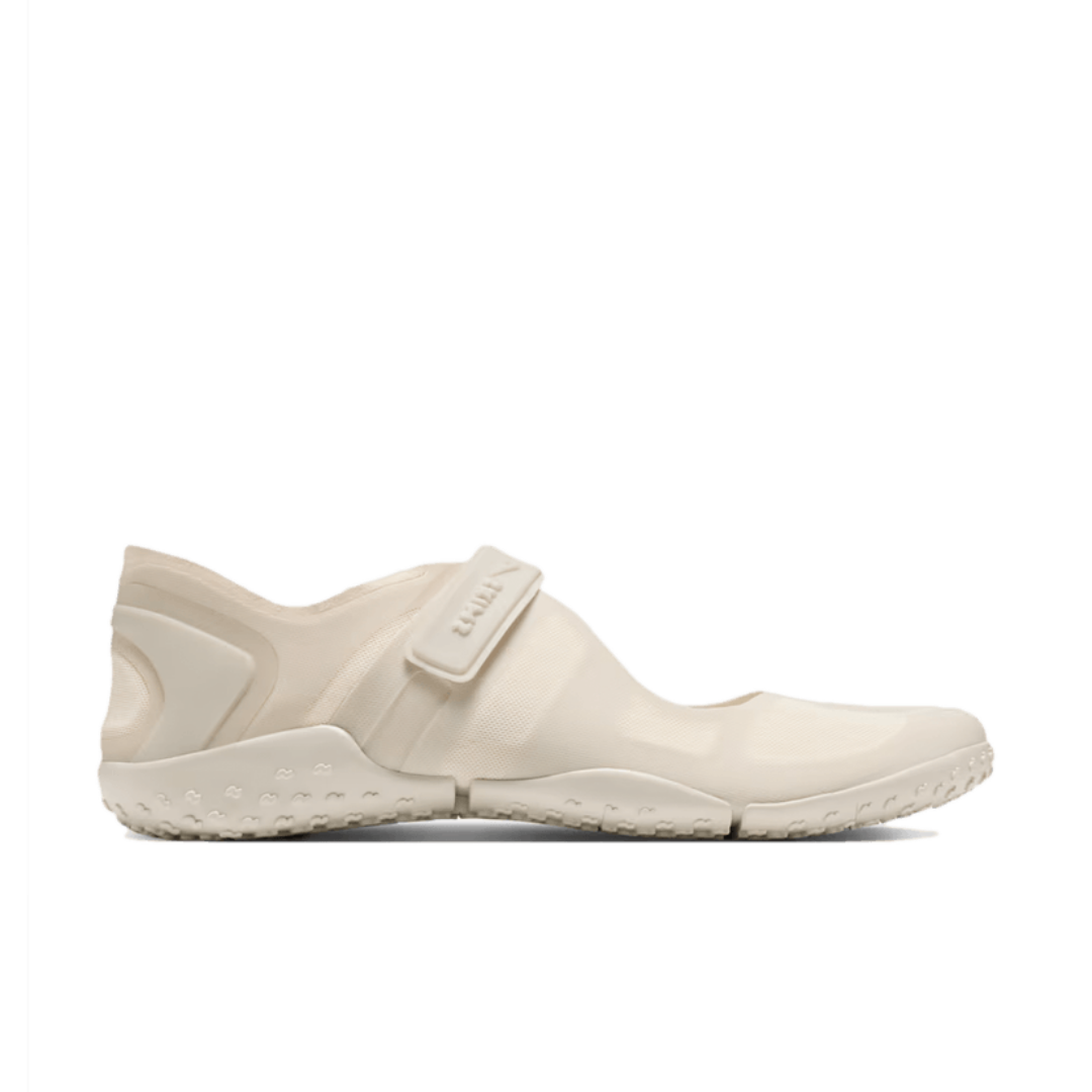 NikeSKIMS Rift Mesh ‘Light Bone’ IO7694-002