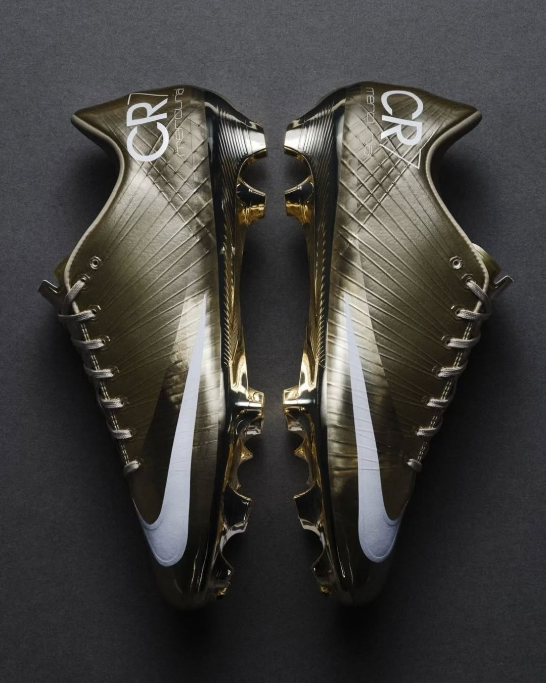 Nike CR7 Mercurial Superfly RGN Gold detail