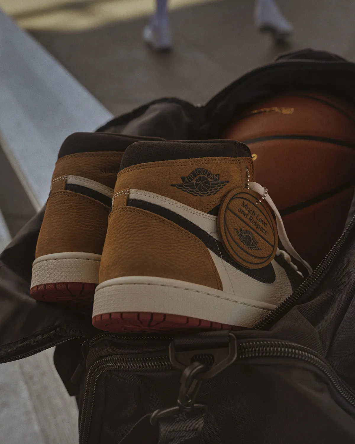 Air Jordan 1 Love Letter heel detail